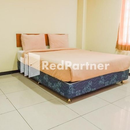 Grand Kembar Hotel Mitra Reddoorz Bandung Exteriér fotografie